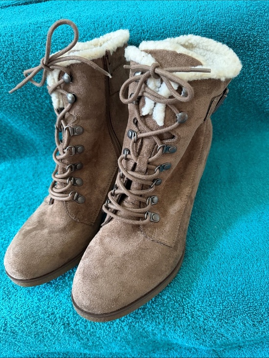 Kaari Blue Shoes - Kaari Blue Brown Faux-Suede Lace-Up Shearling Ankle Boots